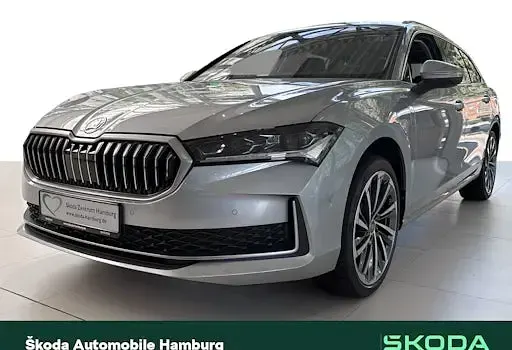 Neu Skoda Superb LAURIN & KLEMENT 204 PS (150 kW) 2026 Silber Kombi
