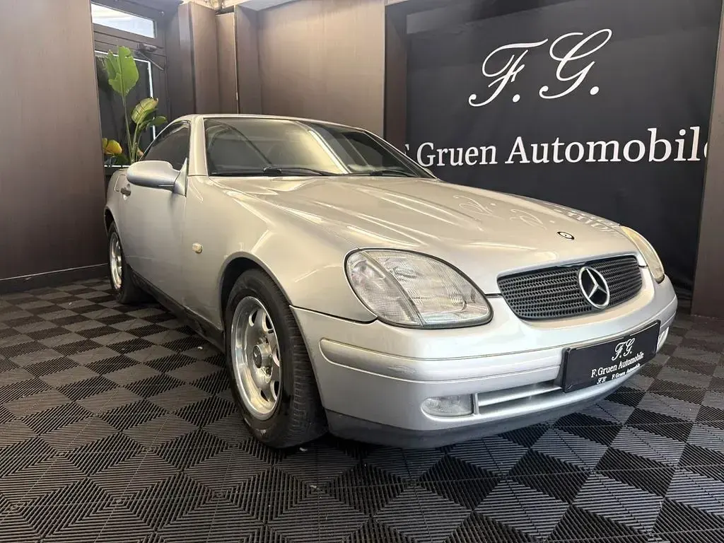 Gebraucht Mercedes SLK200 136 PS (100 kW) 1997 Silber Cabrio