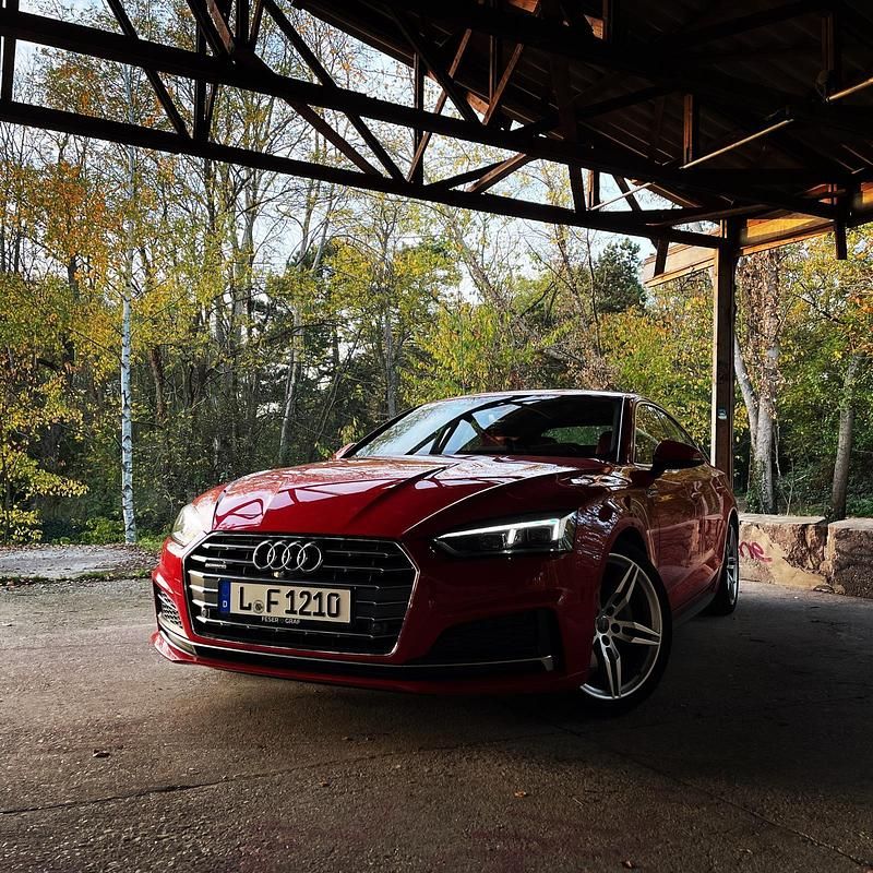 Rot Gebraucht 2017 Audi A5 Sportback Sport Limousine | 29.999 € - Bild 1/4