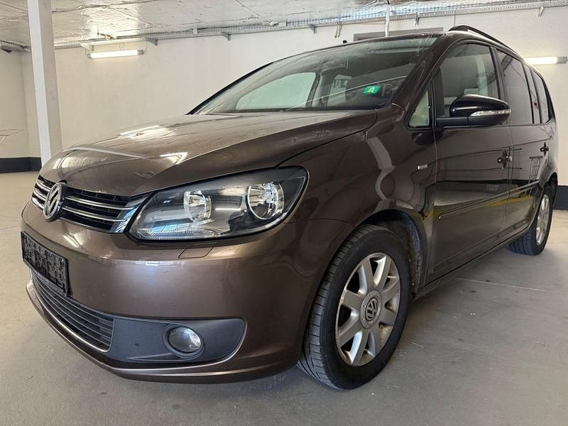Braun Gebraucht 2012 VW Touran Match Van / Kleinbus | 3.790 € (Superpreis) - Bild 1/4