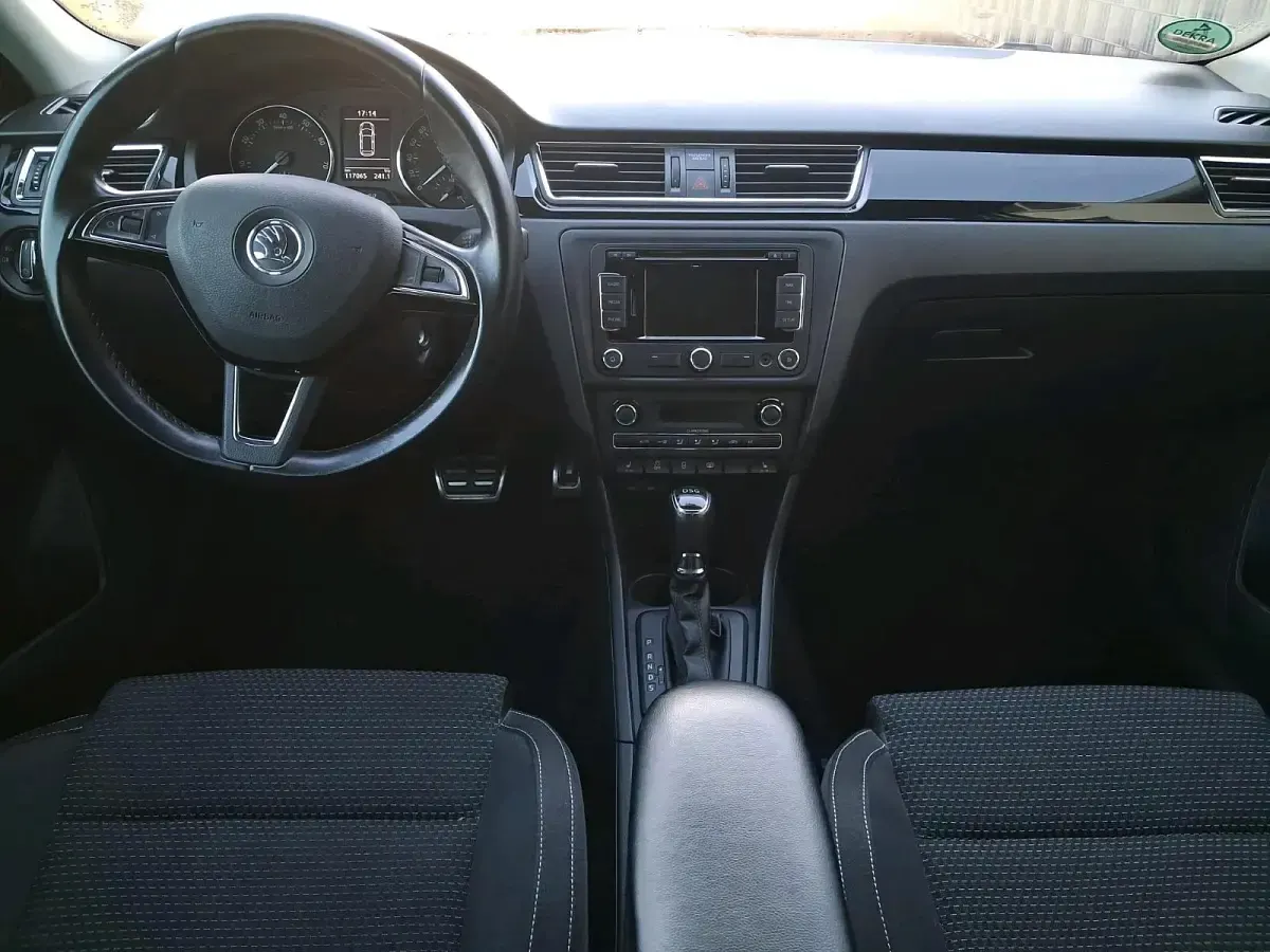 Gebraucht Skoda Rapid Elegance 122 PS (89 kW) 2014 Weiß Kleinwagen