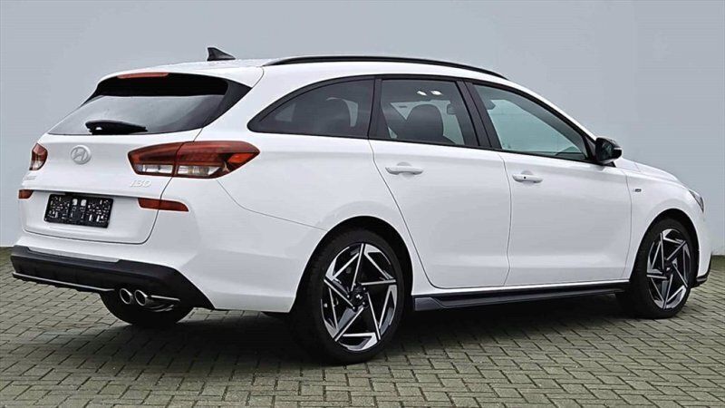 Neu Hyundai i30 N Line 140 PS (102 kW) 2025 Weiss / atlasweiss Kombi