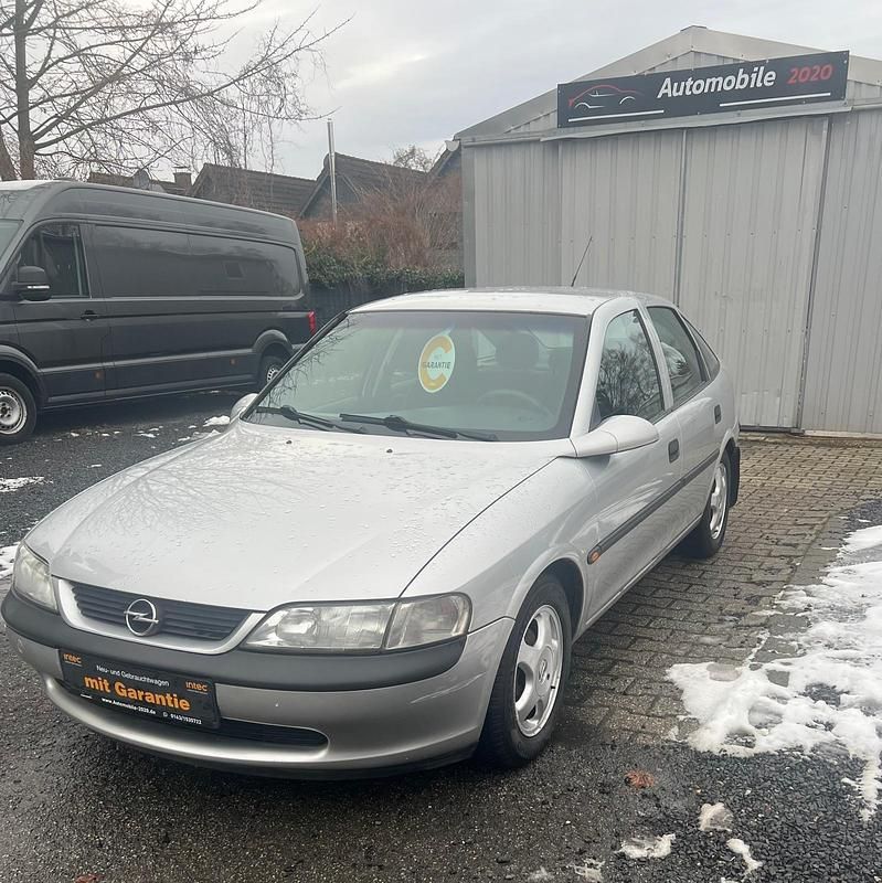 Gebraucht Opel Vectra 100 PS (73 kW) 1998 Silber Limousine