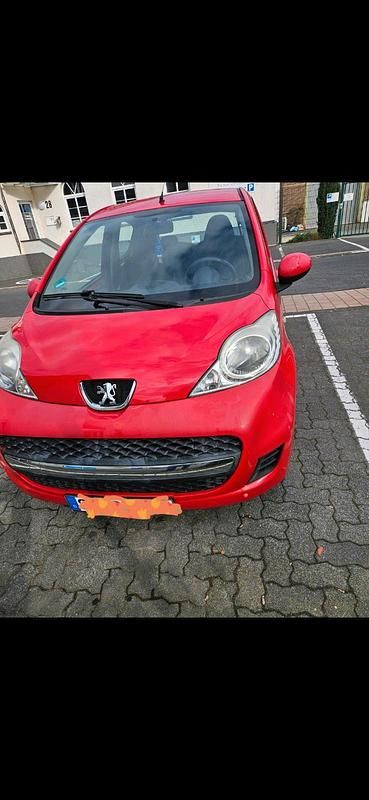 Gebraucht Peugeot 107 68 PS (50 kW) 2009 Kleinwagen