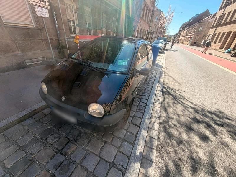 Gebraucht Renault Twingo 58 PS (42 kW) 2004 Schwarz Kleinwagen