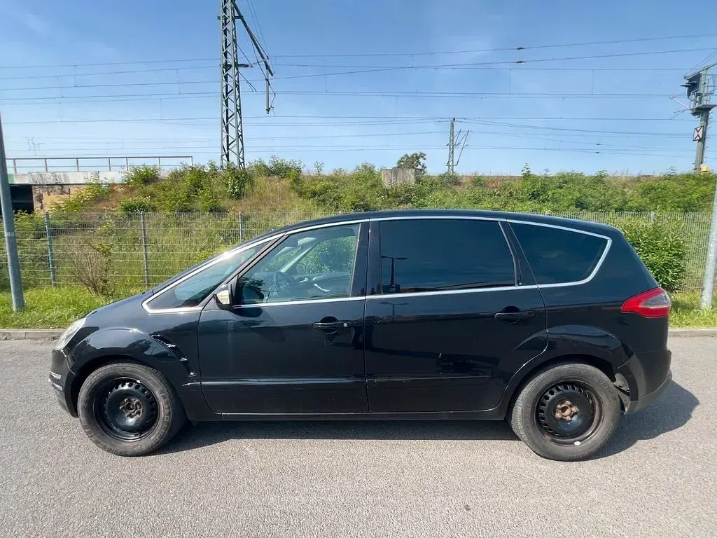 Gebraucht Ford S-MAX S 160 PS (117 kW) 2011 Schwarz Van / Kleinbus