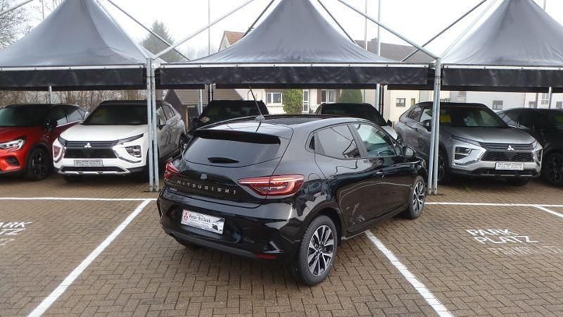 Neu Mitsubishi Colt Plus 91 PS (66 kW) 2026 Onyxschwarz Kleinwagen