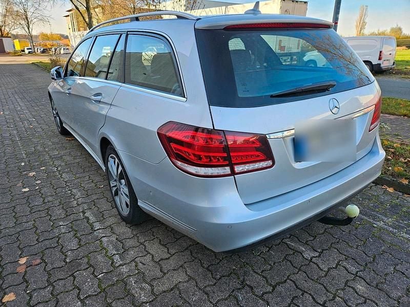 Gebraucht Mercedes 220 2014 Silber Kombi