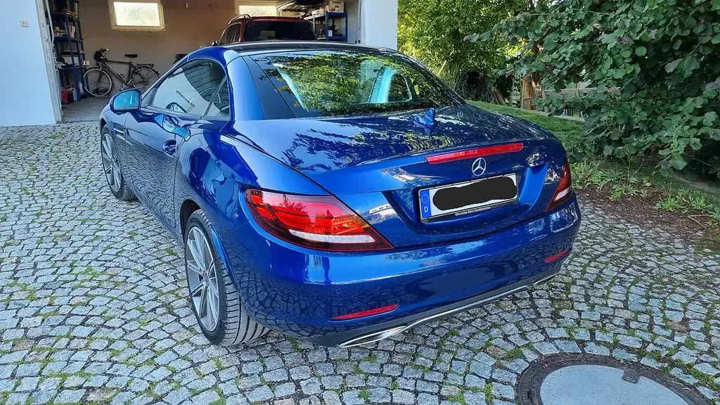 Gebraucht Mercedes SLC300 245 PS (180 kW) 2020 Blau Cabrio