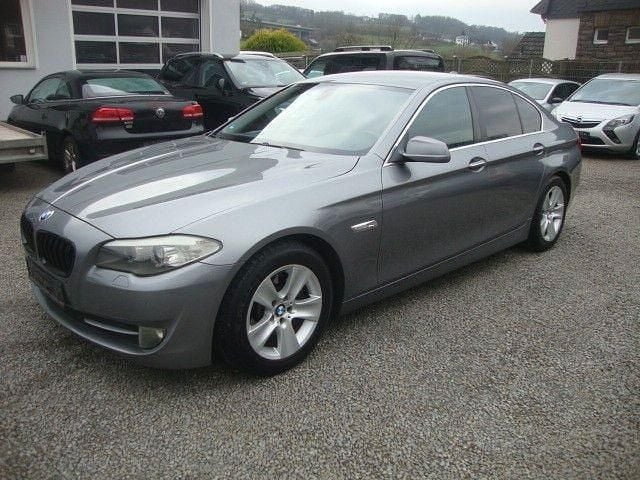 Gebraucht BMW 530 245 PS (180 kW) 2010 Grau Limousine