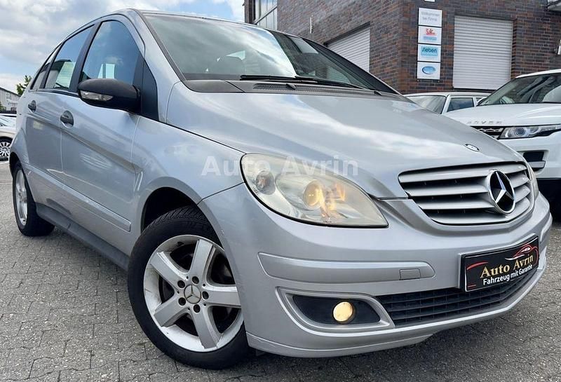 Gebraucht Mercedes B180 109 PS (80 kW) 2006 Silber Van / Kleinbus