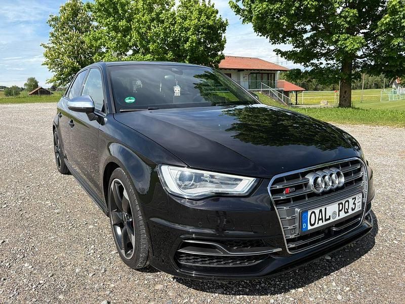 Gebraucht Audi S3 Sport 300 PS (220 kW) 2014 Schwarz Limousine