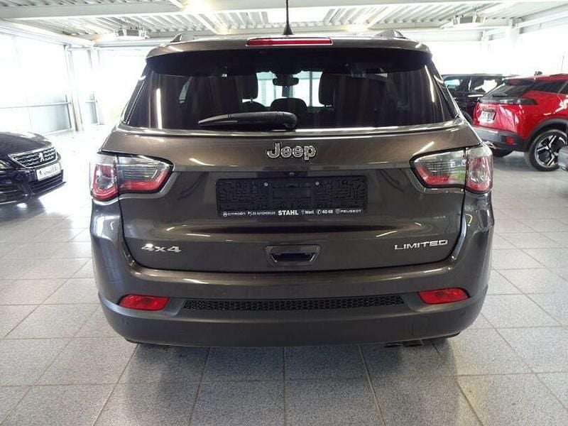 Gebraucht Jeep Compass Limited 170 PS (125 kW) 2020 Grau SUV