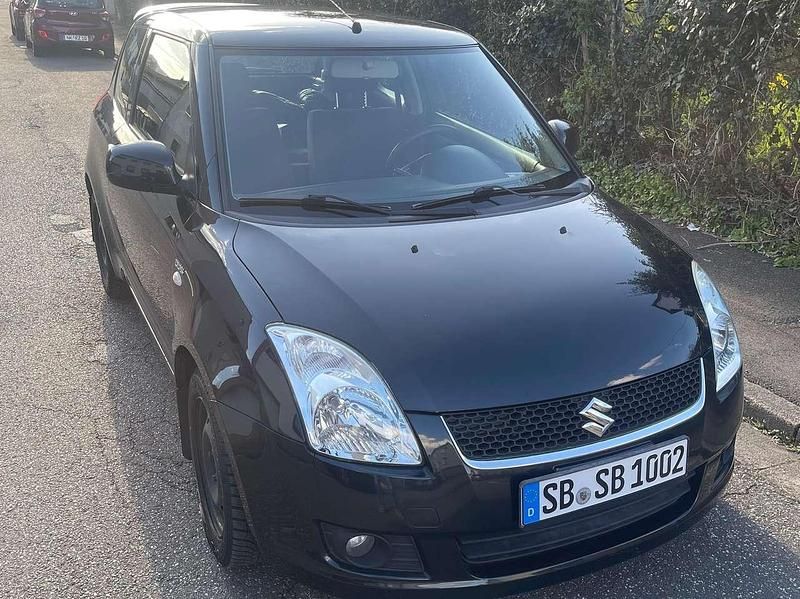 Gebraucht Suzuki Swift Club 75 PS (55 kW) 2009 Schwarz Kleinwagen