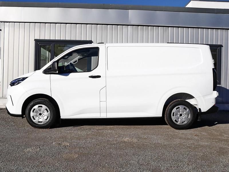 Neu Ford Transit Custom Trend 136 PS (100 kW) 2025 Weiß Van / Kleinbus