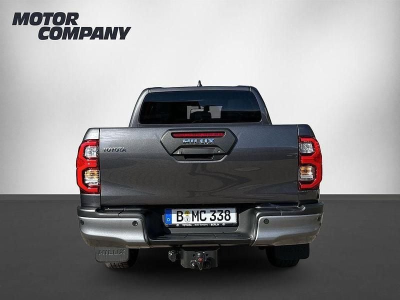 Gebraucht Toyota HiLux Basis 204 PS (150 kW) 2024 Grau Pickup