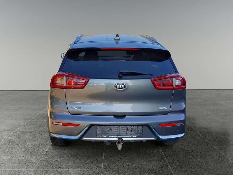 Gebraucht Kia Niro Spirit 141 PS (103 kW) 2018 (mst) metal stream met. SUV