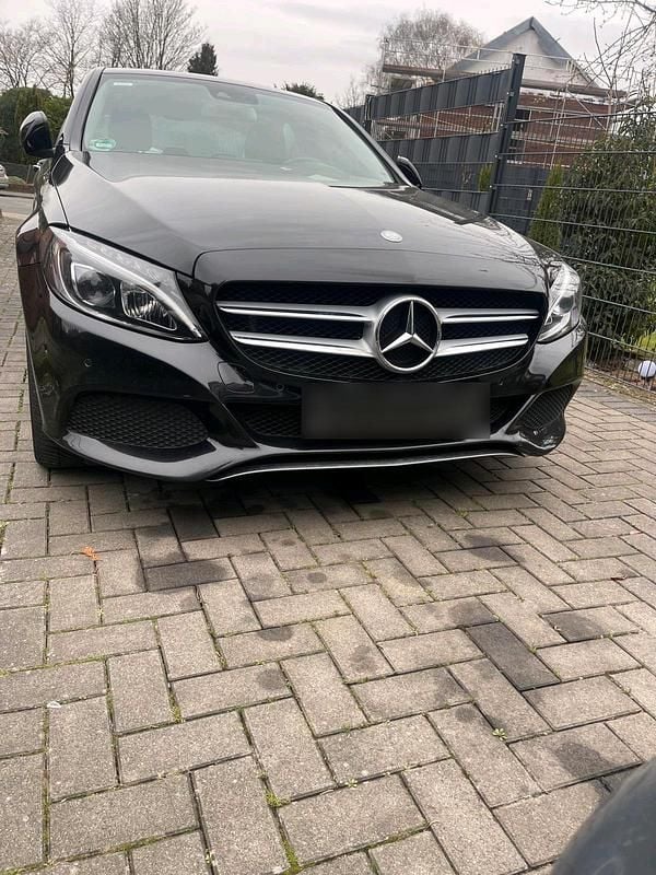 Gebraucht Mercedes C220 170 PS (125 kW) 2016 Schwarz Limousine