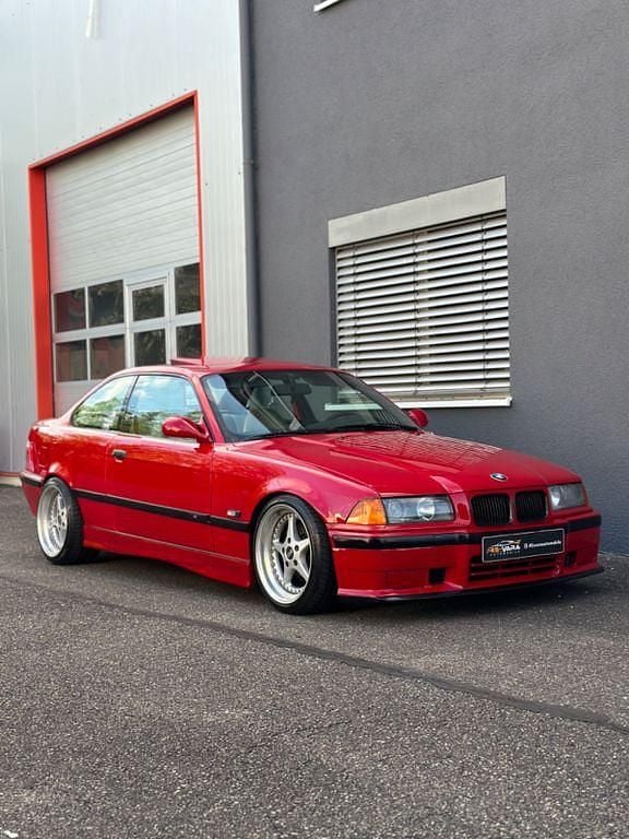 Rot Gebraucht 1995 BMW 328 M Sport Coupé | 17.490 € - Bild 1/4