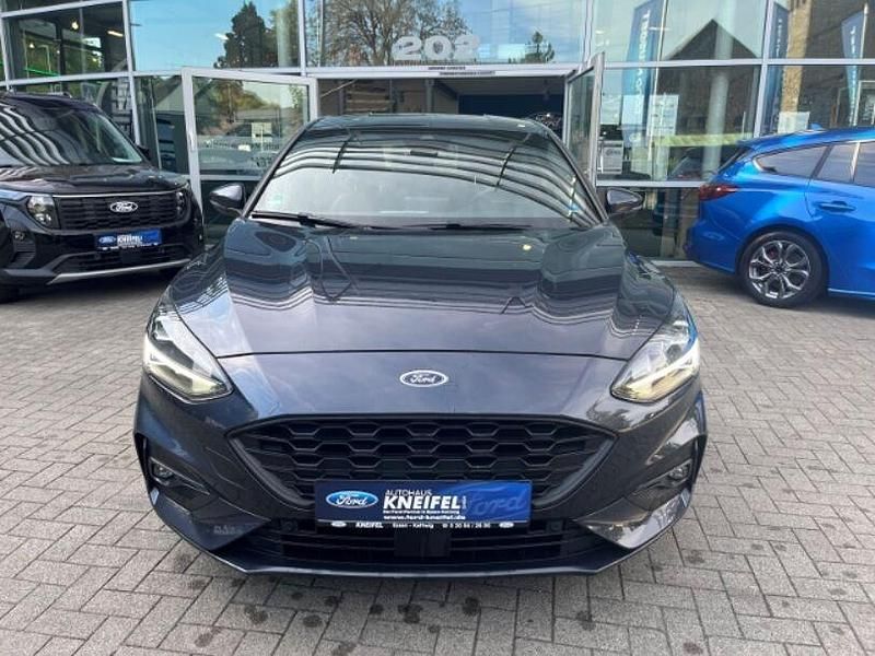 Gebraucht Ford Focus ST-Line 150 PS (110 kW) 2020 Blau Limousine