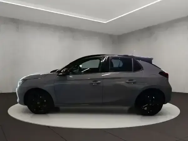 Gebraucht Opel Corsa 101 PS (74 kW) 2025 Grafik grau (uni) Kleinwagen