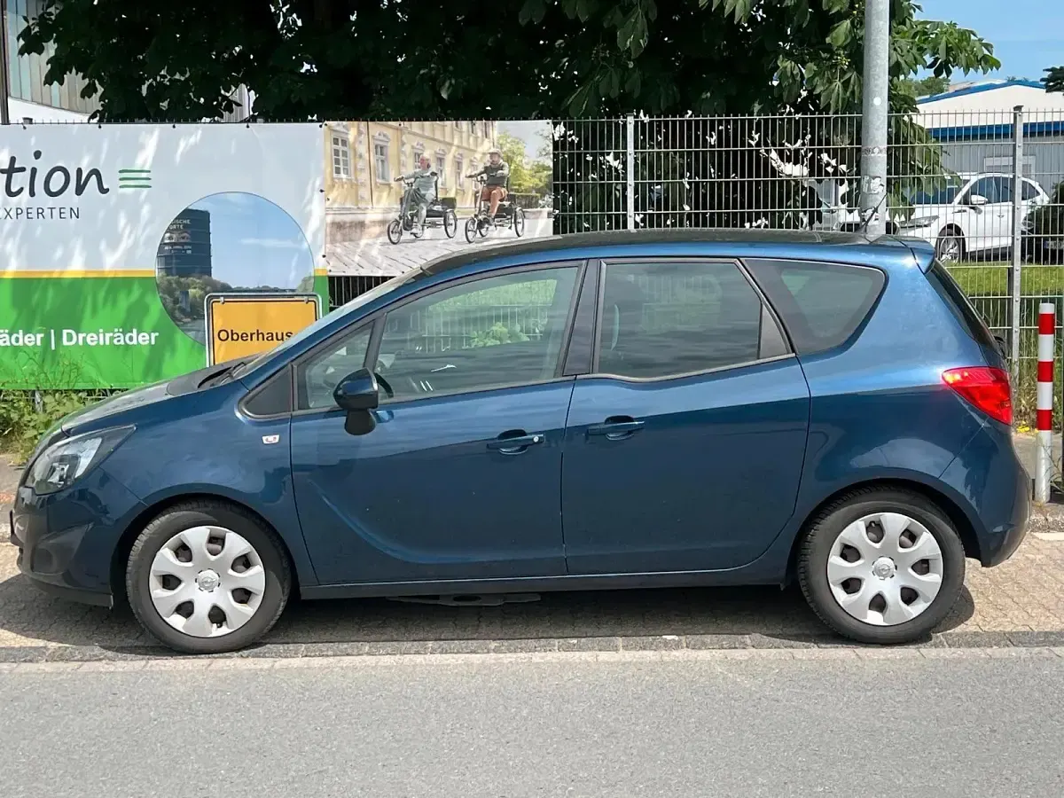 Gebraucht Opel Meriva 140 PS (102 kW) 2013 Blau Van / Kleinbus