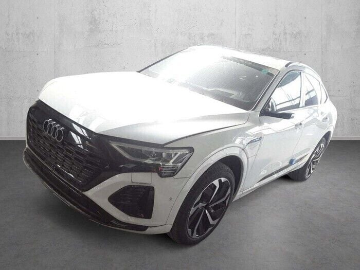 Gletscherweiss Neu 2025 Audi Q8 e-tron S-Line SUV | 73.820 € (Fairer Preis) - Bild 1/3