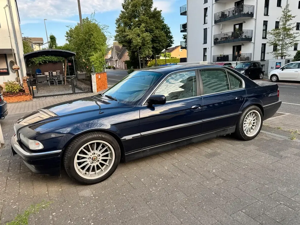 Gebraucht BMW 728 192 PS (141 kW) 1998 Blau Limousine