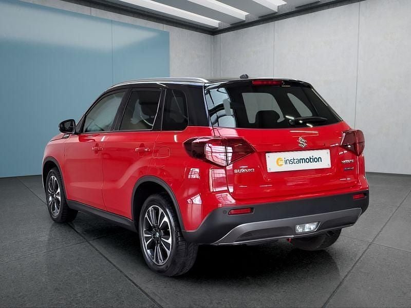 Gebraucht Suzuki Vitara 102 PS (75 kW) 2023 Rot SUV