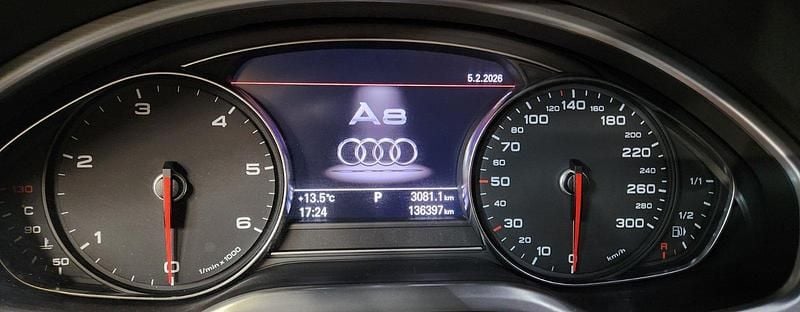 Gebraucht Audi A8 351 PS (258 kW) 2011 Andere farben Limousine