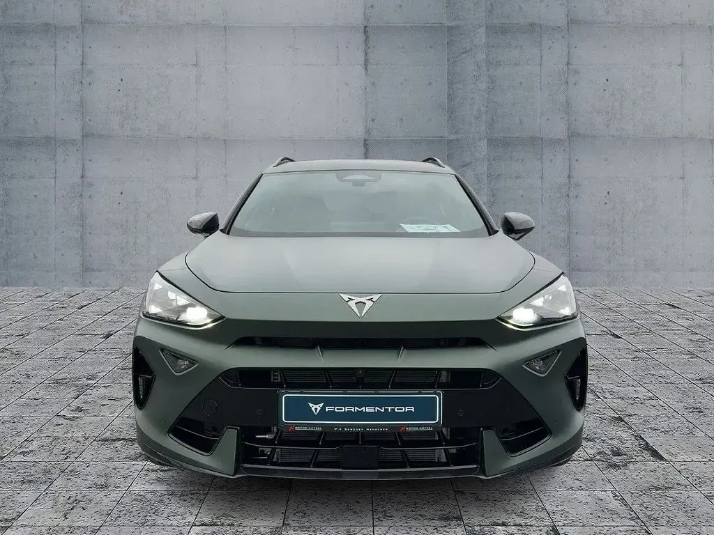 Neu Cupra Formentor VZ 333 PS (244 kW) 2026 Grün SUV
