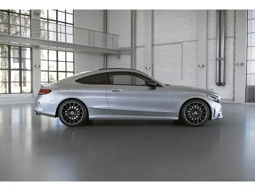 Gebraucht Mercedes C200 AMG 184 PS (135 kW) 2024 Metalliclack hightechsilber Coupé