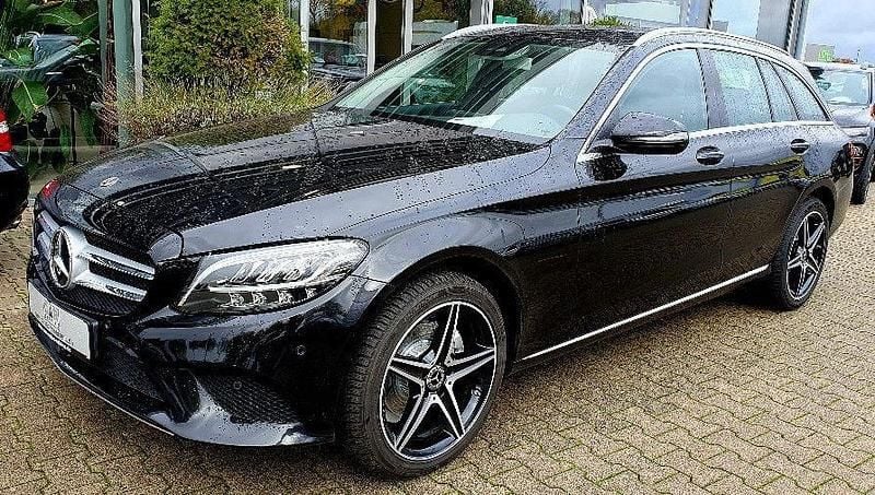 Schwarz Gebraucht 2018 Mercedes C200 Business Kombi | 19.910 € (Fairer Preis) - Bild 1/4