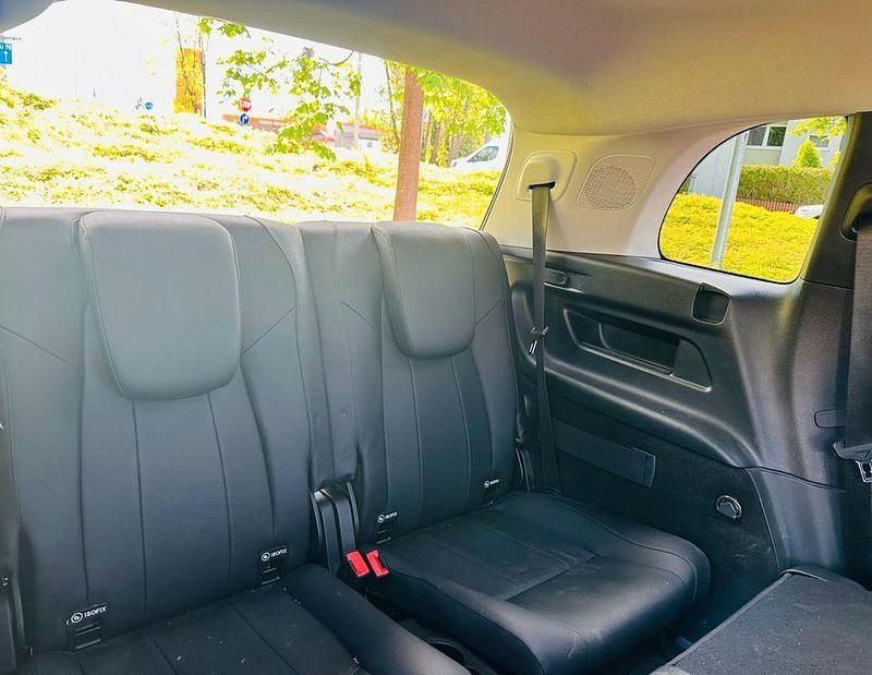 Gebraucht Mercedes GLB200 163 PS (119 kW) 2023 Schwarz SUV