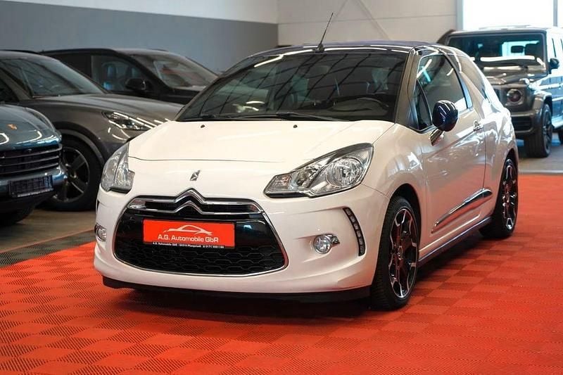 Weiß Gebraucht 2013 Citroën DS3 Sport Chic Cabrio | 3.950 € (Superpreis) - Bild 1/4