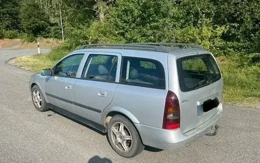 Gebraucht Opel Astra 80 PS (58 kW) 2003 Silber Kombi
