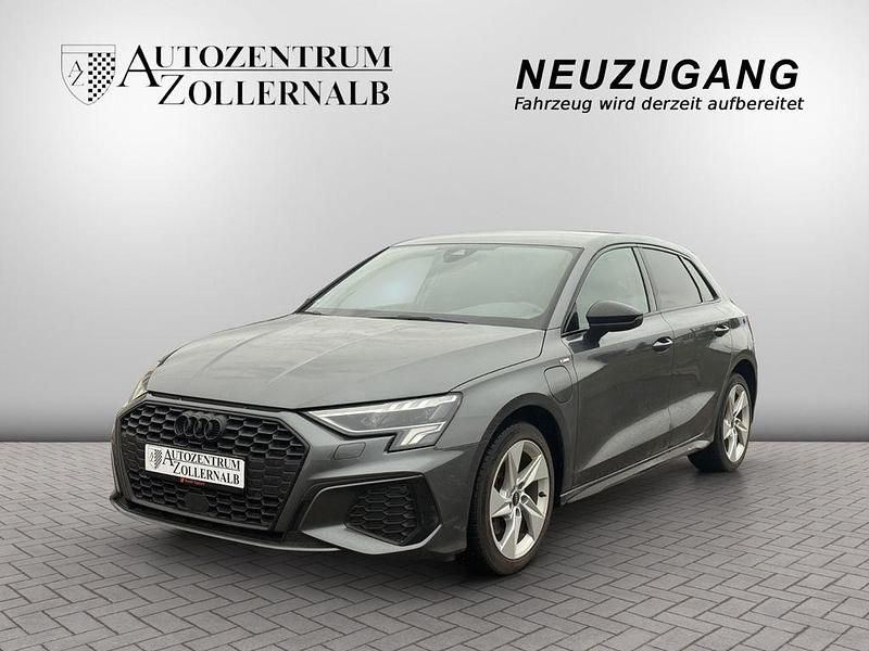 Gebraucht Audi A3 S-Line 150 PS (110 kW) 2022 Daytonagrau Limousine