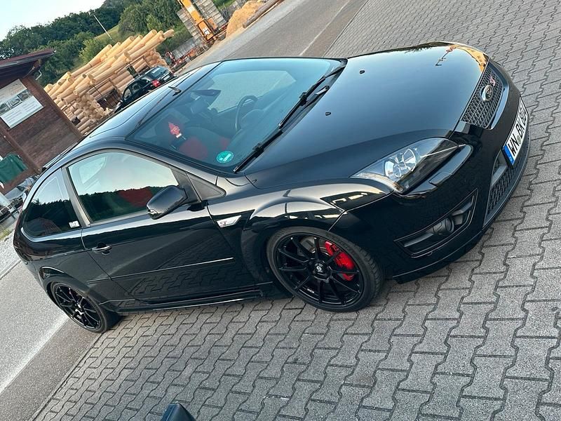 Gebraucht Ford Focus ST 250 PS (183 kW) 2007 Schwarz Limousine