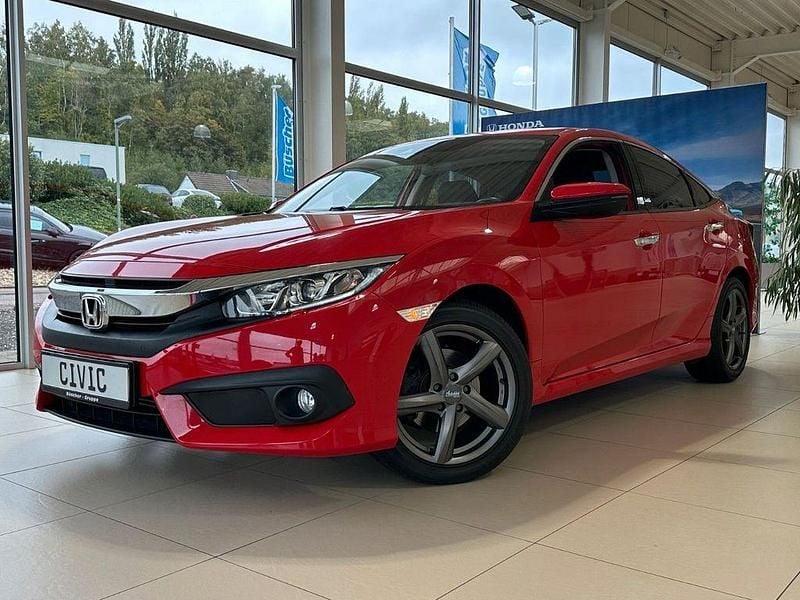 Rally red Gebraucht 2018 Honda Civic Elegance Limousine | 16.450 € (Guter Preis) - Bild 1/4