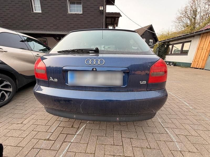 Gebraucht Audi A3 125 PS (91 kW) 2000 Blau Kleinwagen