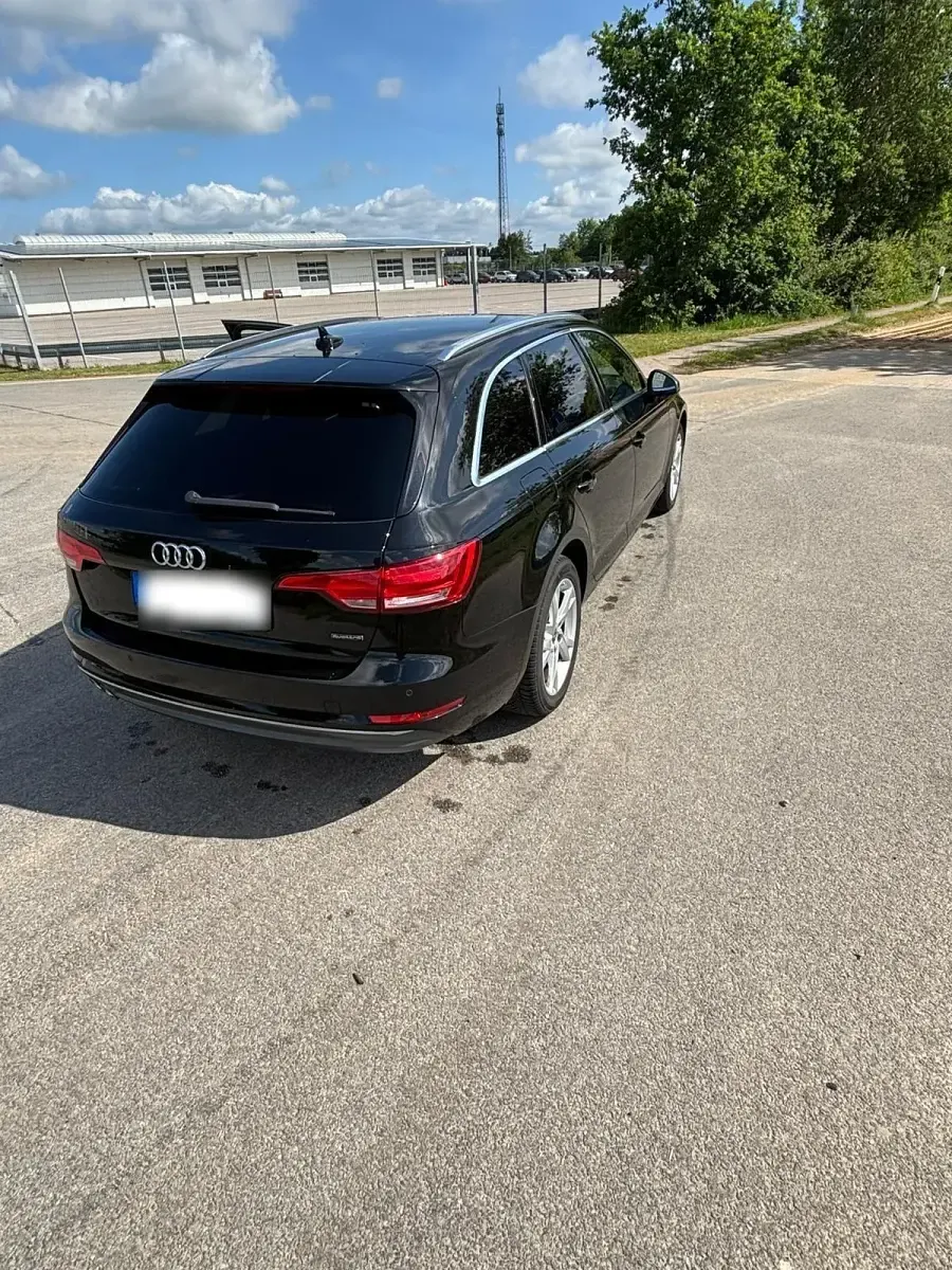 Gebraucht Audi A4 190 PS (139 kW) 2016 Schwarz Kombi