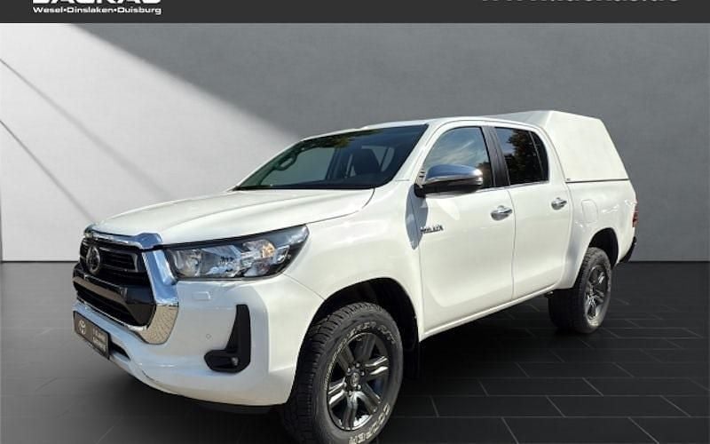 Weiss Gebraucht 2021 Toyota HiLux Comfort Abholung | 32.450 € (Fairer Preis) - Bild 1/4