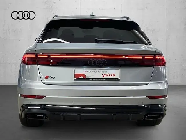 Gebraucht Audi Q8 Sport 340 PS (250 kW) 2024 Silber SUV