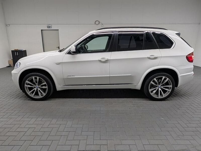 Second-hand BMW X5 Performance 306 CP (225 kW) 2011 Alb SUV