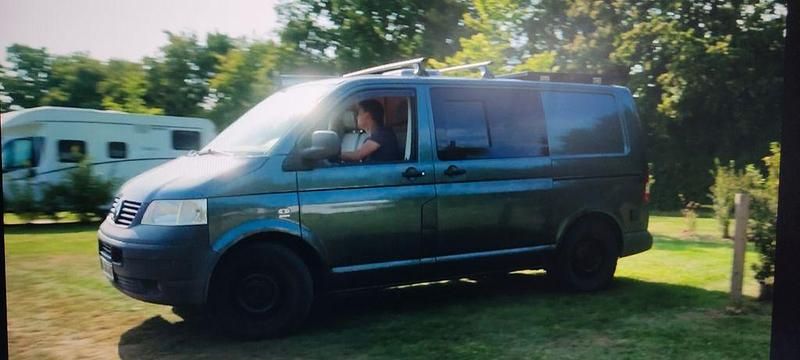 Gebraucht VW T5 131 PS (96 kW) 2007 Grau Van