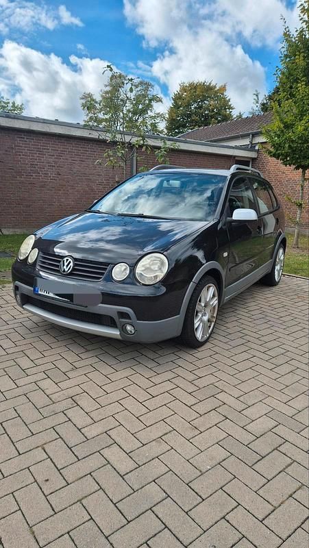 Schwarz Gebraucht 2004 VW Polo Cross Kleinwagen | 2.250 € - Bild 1/4