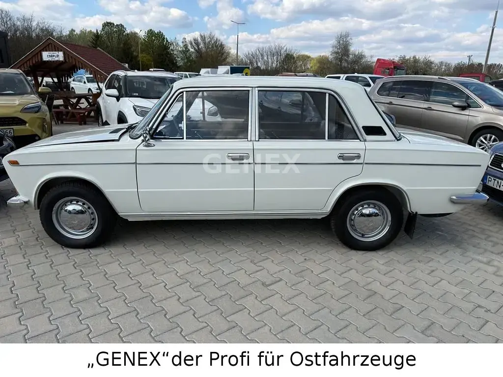 Gebraucht Lada 2103 75 PS (55 kW) 1980 Weiß Limousine
