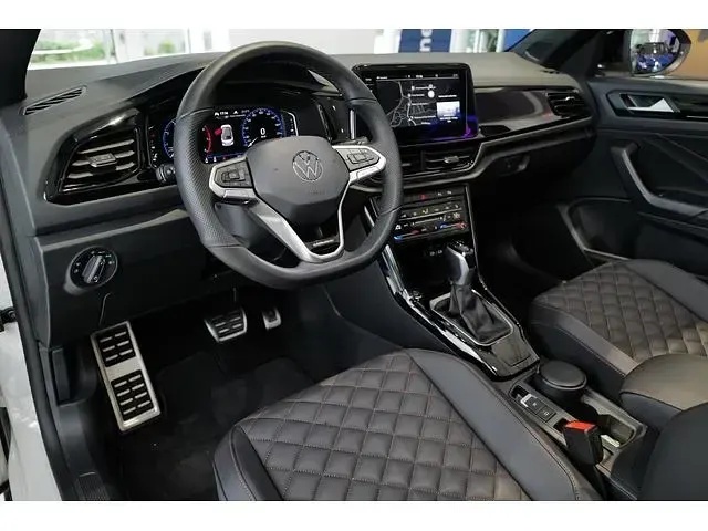 Gebraucht VW T-Roc Cabriolet Karmann 150 PS (110 kW) 2025 Grau Cabrio