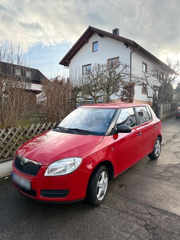 Gebraucht Skoda Fabia 60 PS (44 kW) 2009 Rot Kleinwagen