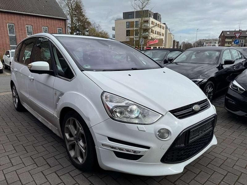 Gebraucht Ford S-MAX Titanium S 140 PS (102 kW) 2010 Frostweiß Van / Kleinbus